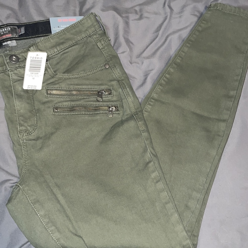 Torrid Sky high skinny jeans